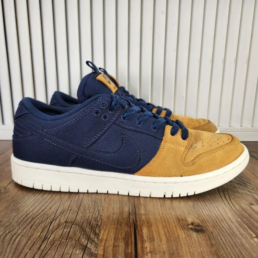 Nike SB Dunk Low Pro PRM 90s Backpack Sneakers Mens 9 Navy Tan Shoes DX6775-400